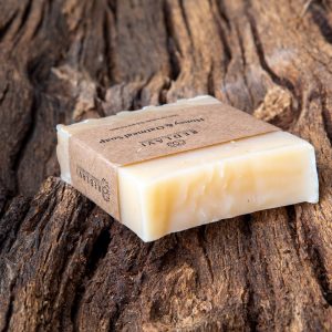 Honey-&-Oatmeal-Soap